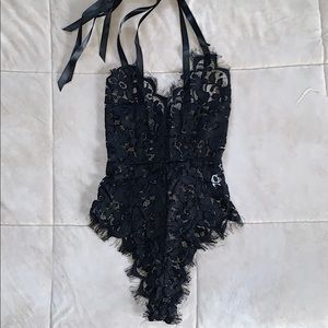 Guipure Lace Tie Shoulder Teddy Bodysuit